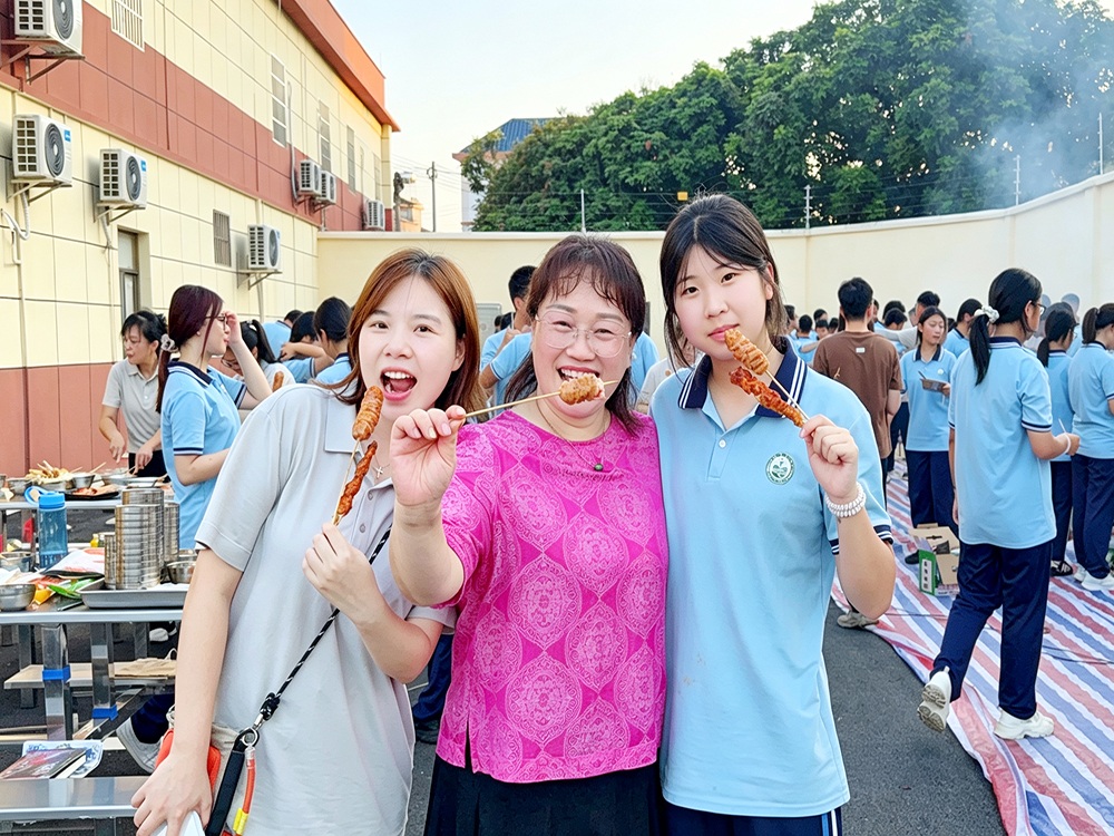 上海本地青少年成长培育基地联系电话